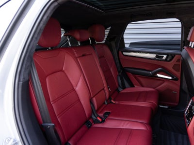 2023 Porsche Cayenne Cayenne Turbo S E-Hybrid