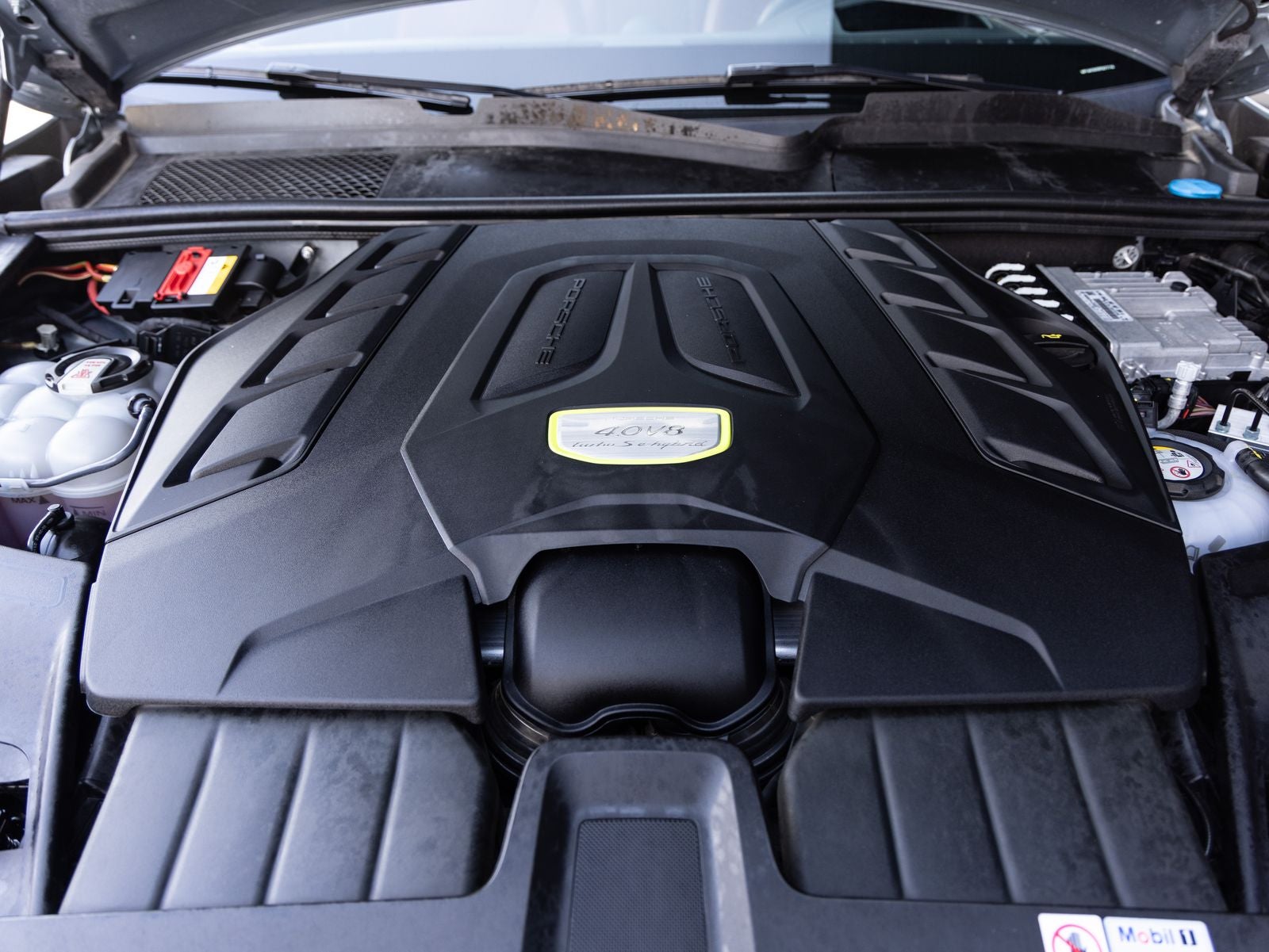 2023 Porsche Cayenne Cayenne Turbo S E-Hybrid