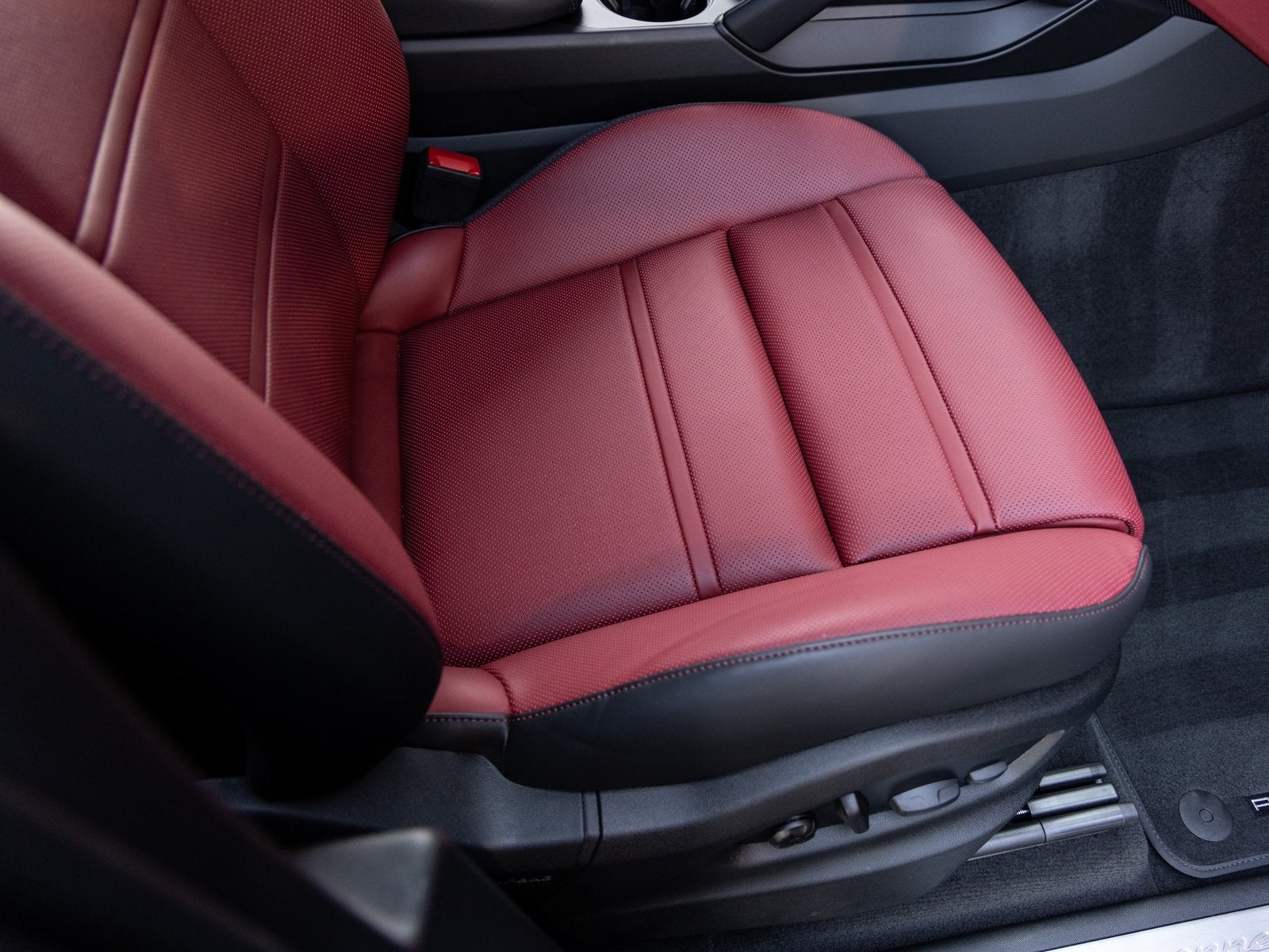 2025 Porsche Cayenne Cayenne S