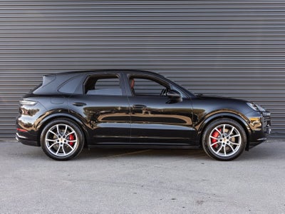 2025 Porsche Cayenne Cayenne S