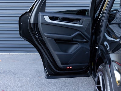 2026 Porsche Cayenne Cayenne Coupe