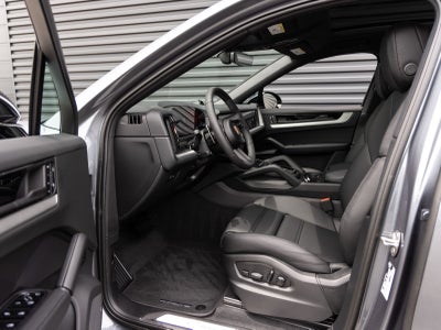 2026 Porsche Cayenne Coupe