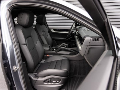 2026 Porsche Cayenne Coupe
