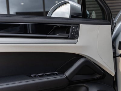 2026 Porsche Cayenne Cayenne Coupe