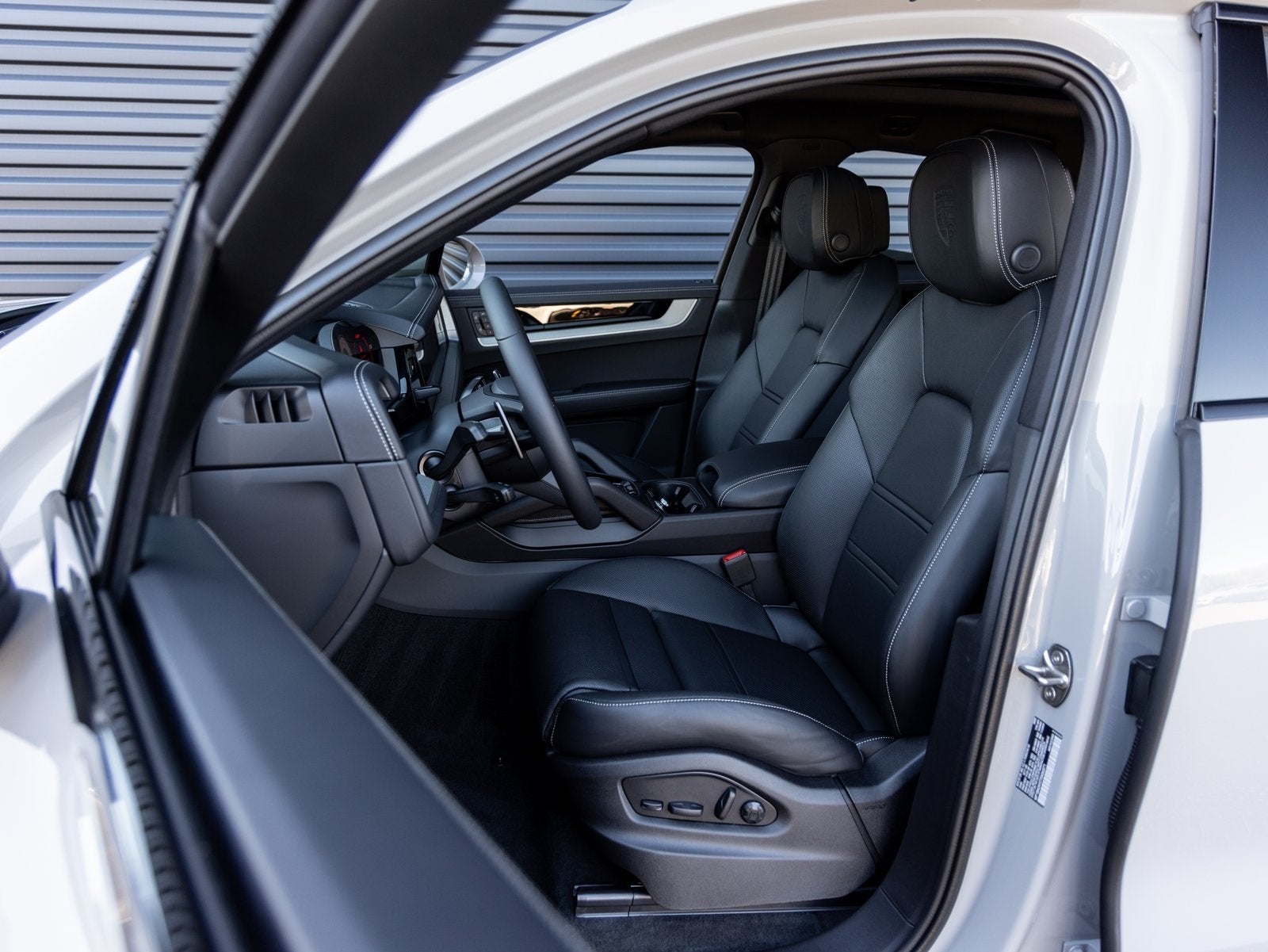 2026 Porsche Cayenne Cayenne Coupe