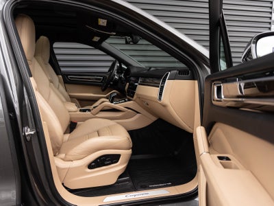 2022 Porsche Cayenne Coupe