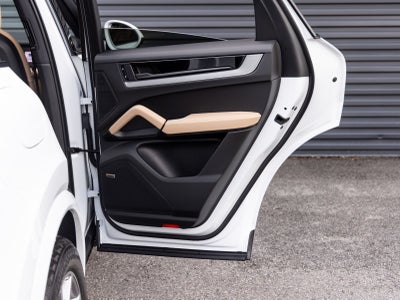 2026 Porsche Cayenne Cayenne Coupe