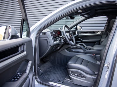 2026 Porsche Cayenne Cayenne Coupe