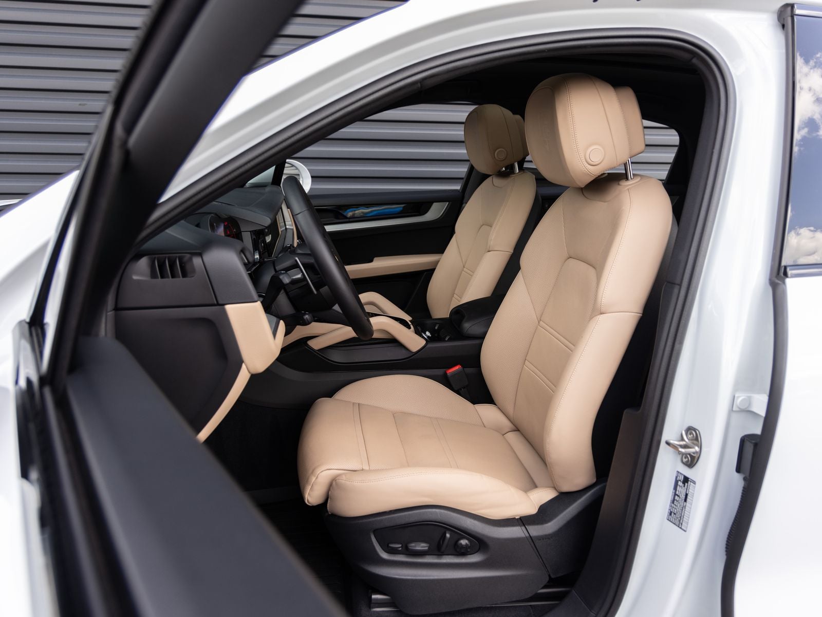 2025 Porsche Cayenne Cayenne Coupe