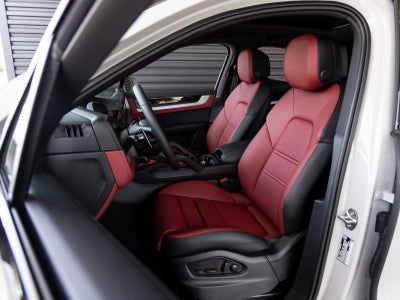 2026 Porsche Cayenne Cayenne Coupe