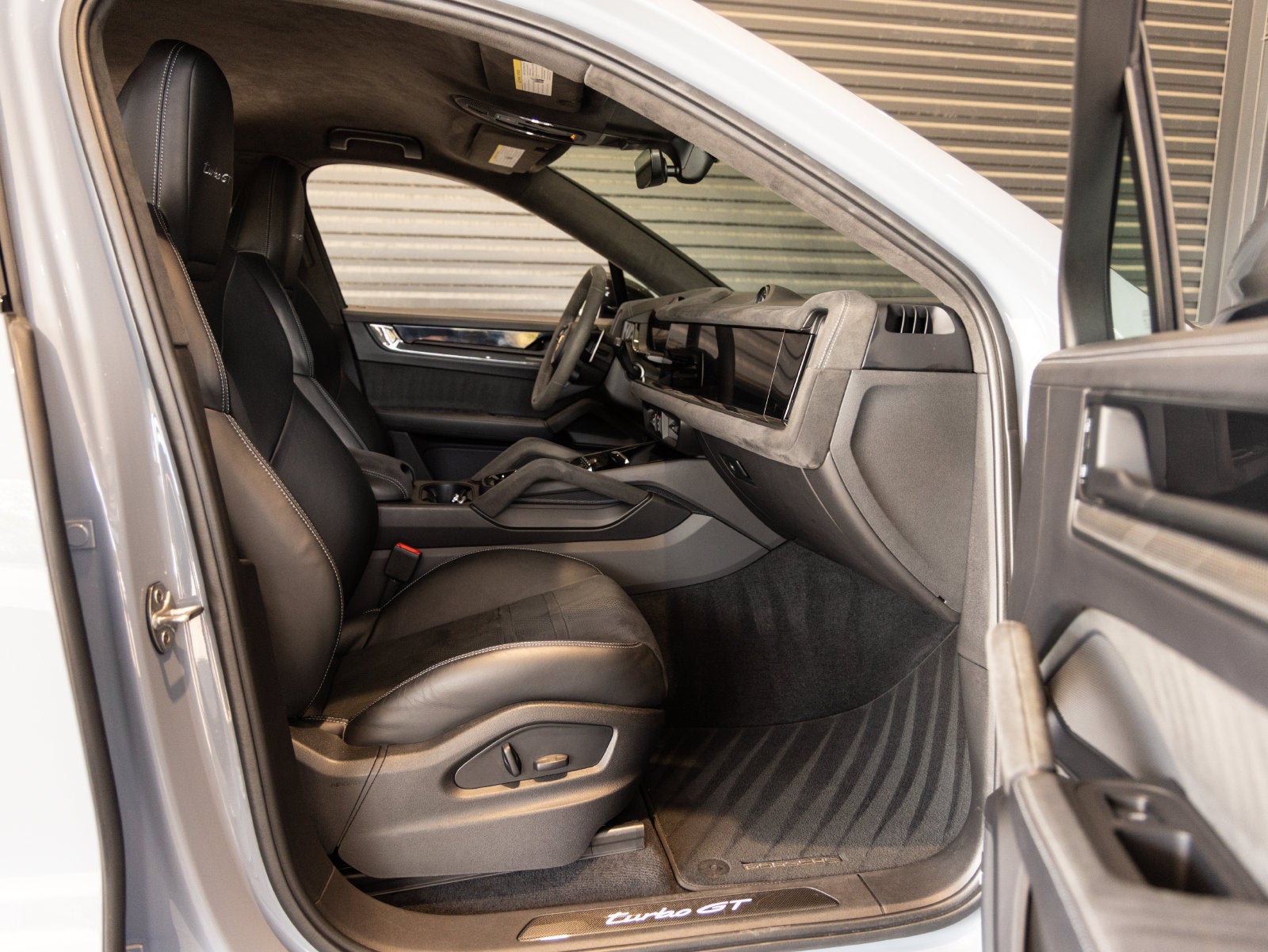 2024 Porsche Cayenne Turbo GT
