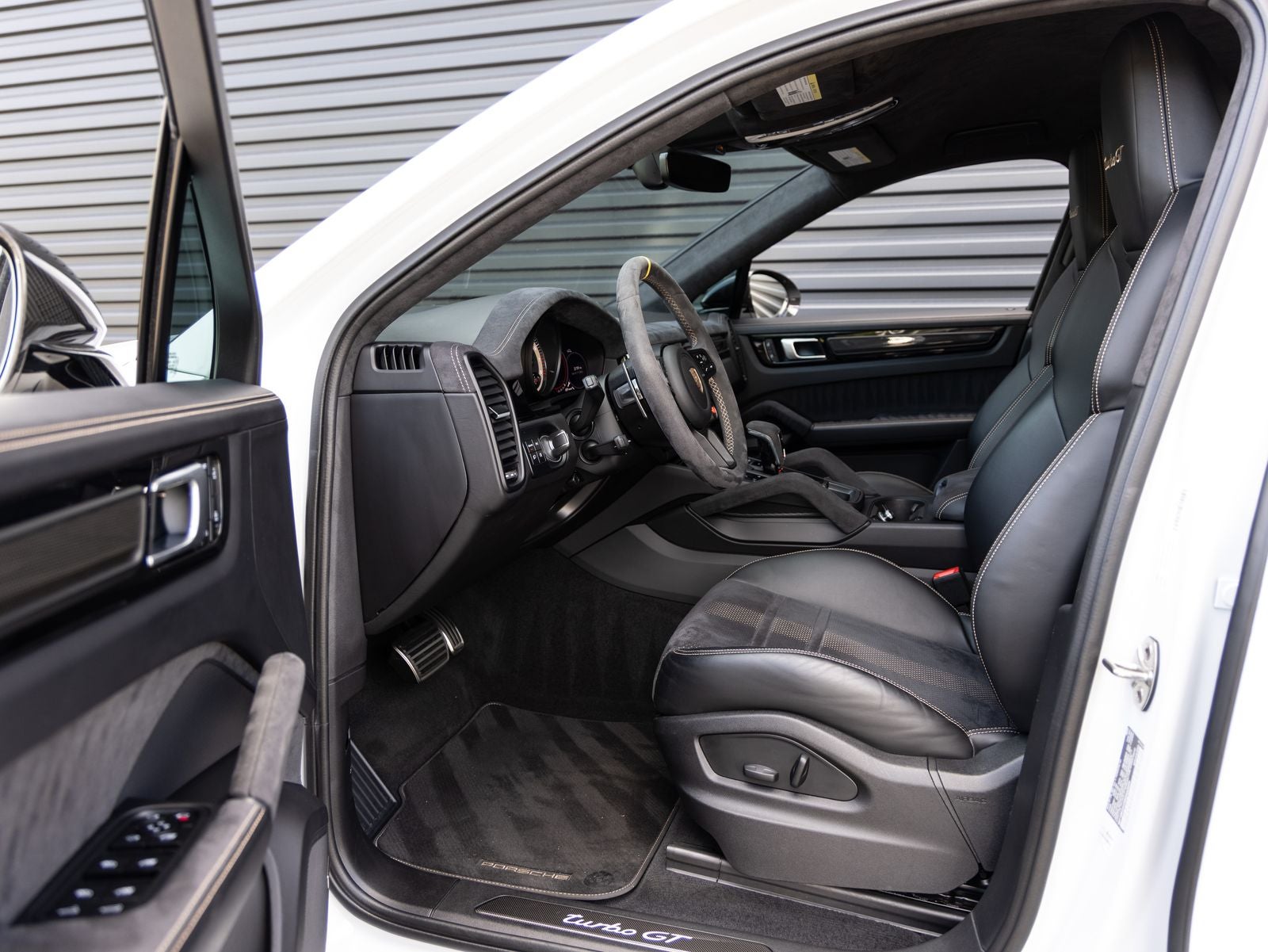 2022 Porsche Cayenne Cayenne Turbo GT
