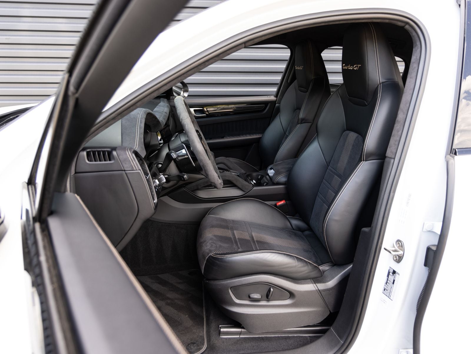 2022 Porsche Cayenne Cayenne Turbo GT