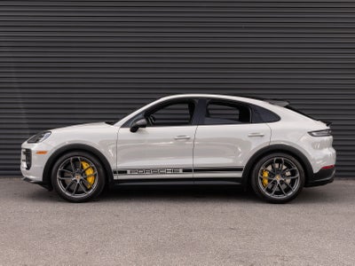 2024 Porsche Cayenne Turbo GT