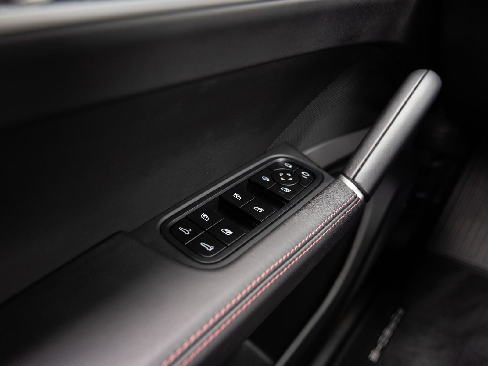 2024 Porsche Cayenne Turbo GT