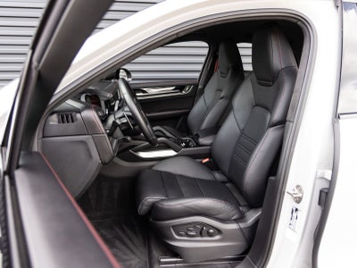 2024 Porsche Cayenne Turbo GT