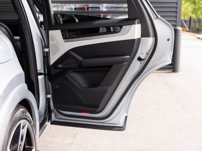 2026 Porsche Cayenne Cayenne S Coupe