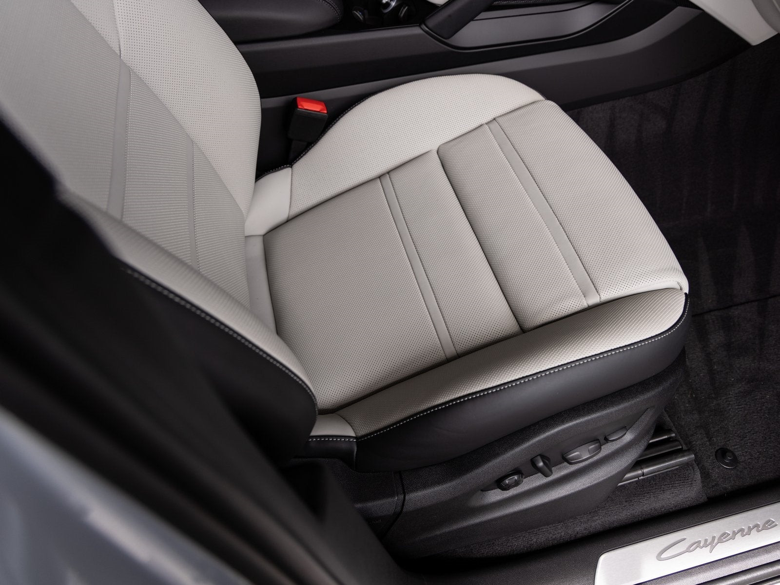 2026 Porsche Cayenne Cayenne S Coupe