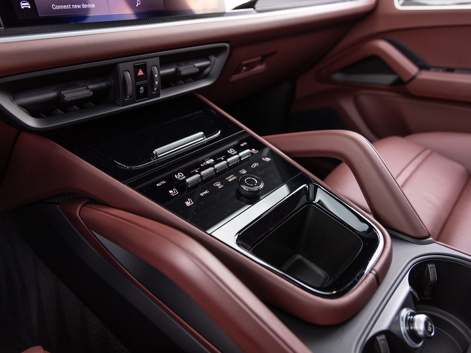 2025 Porsche Cayenne S Coupe
