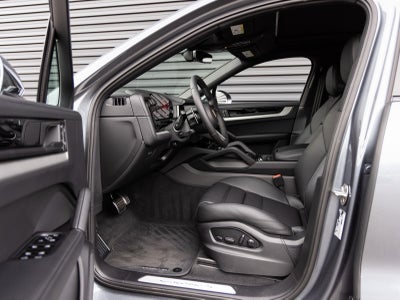 2026 Porsche Cayenne Cayenne S Coupe