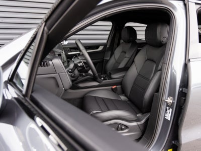 2026 Porsche Cayenne Cayenne S Coupe