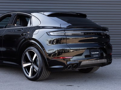 2026 Porsche Cayenne Cayenne Turbo E-Hybrid Coupe