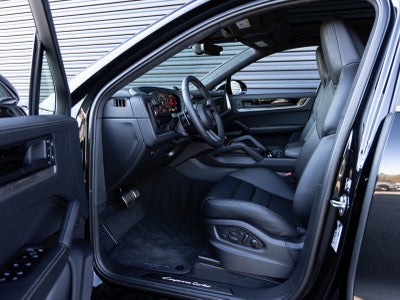 2026 Porsche Cayenne Cayenne Turbo E-Hybrid Coupe