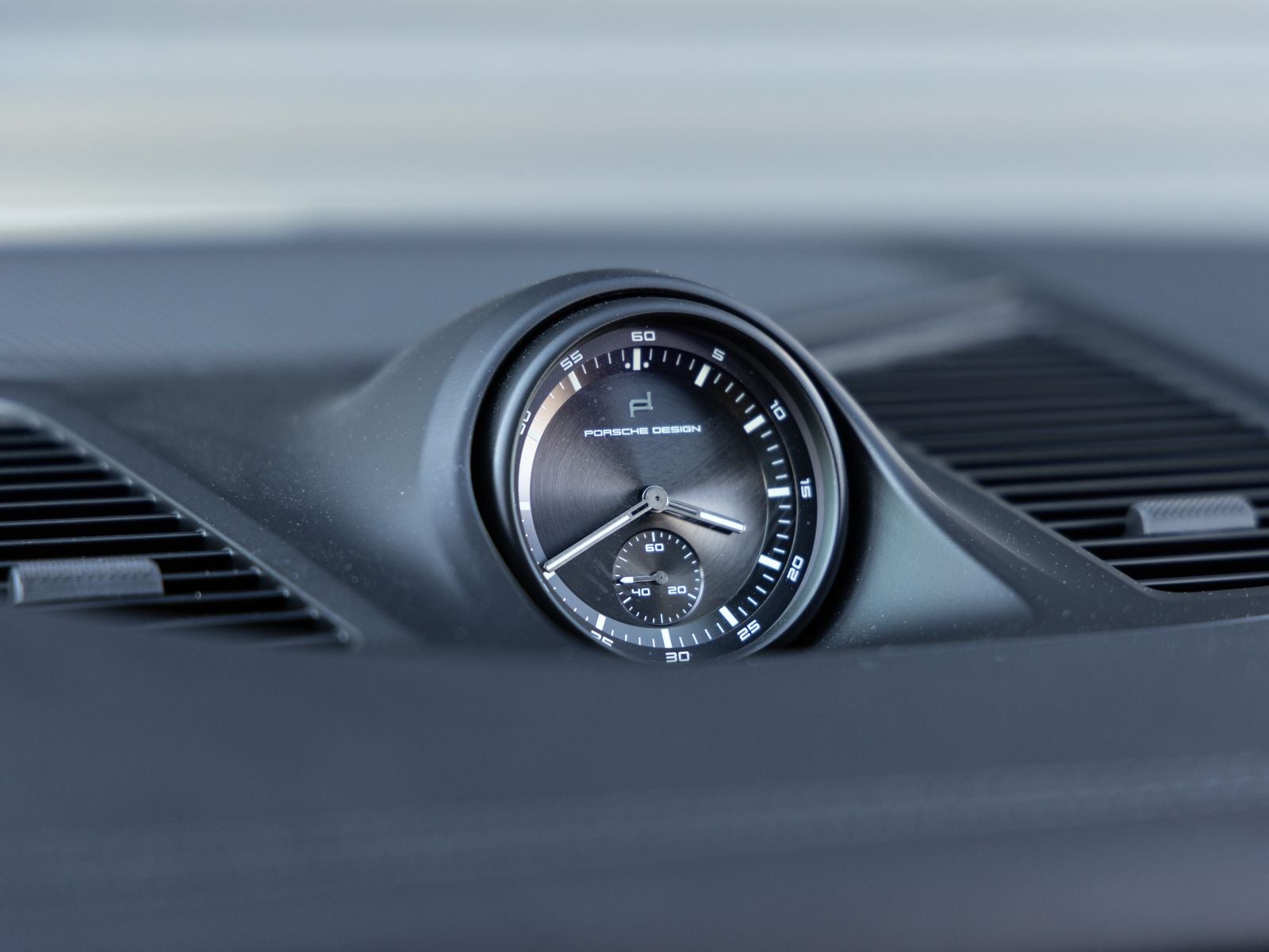 2026 Porsche Cayenne Turbo E-Hybrid Coupe