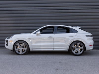 2026 Porsche Cayenne Turbo E-Hybrid Coupe