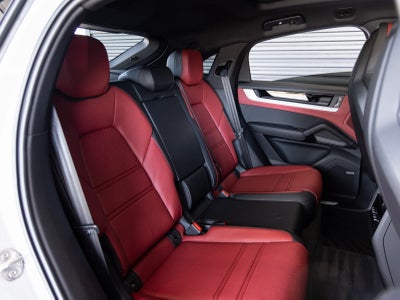 2026 Porsche Cayenne Cayenne S E-Hybrid Coupe