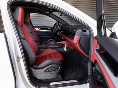 2026 Porsche Cayenne Cayenne S E-Hybrid Coupe