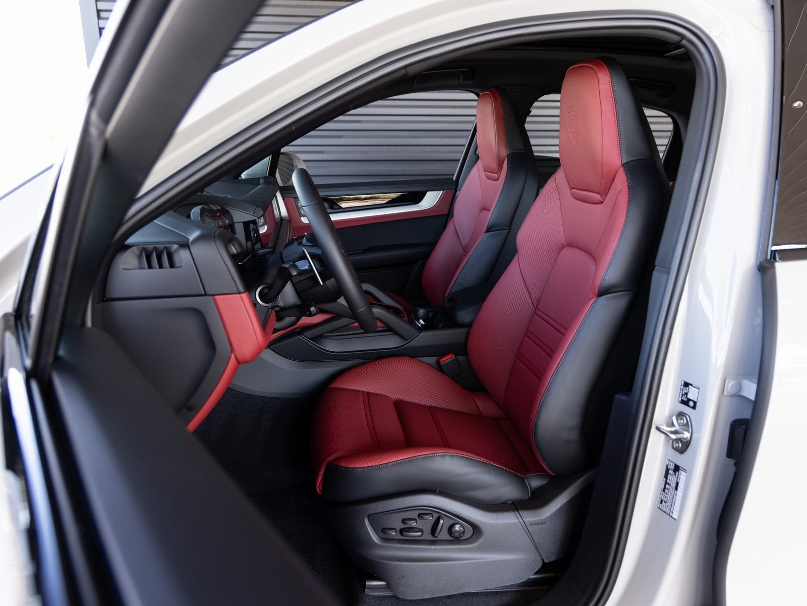 2026 Porsche Cayenne Cayenne S E-Hybrid Coupe