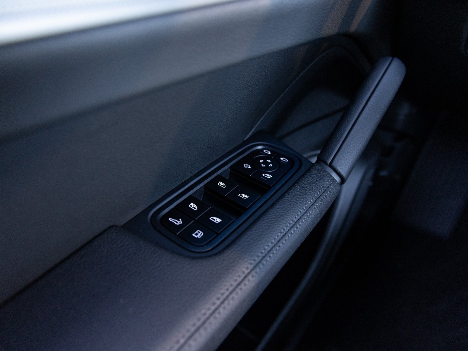 2026 Porsche Cayenne Cayenne S E-Hybrid Coupe