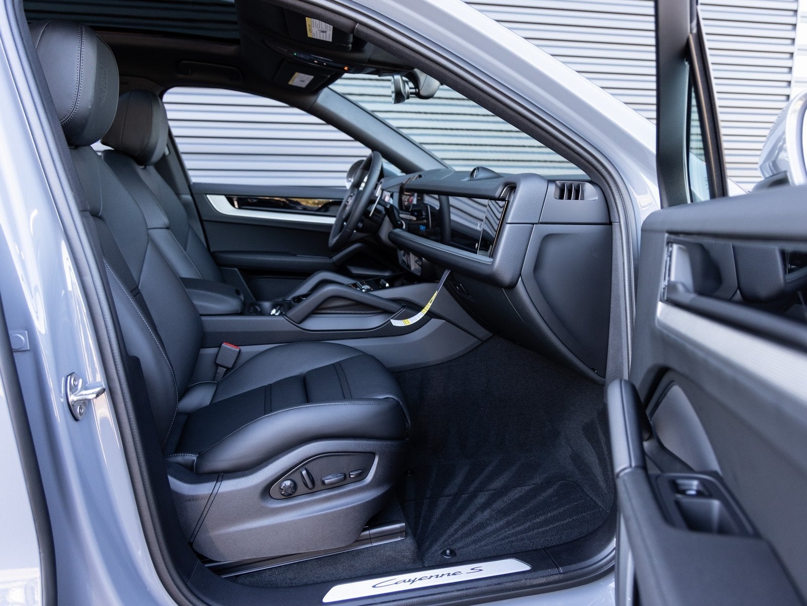 2026 Porsche Cayenne Cayenne S E-Hybrid Coupe