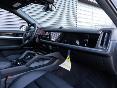 2026 Porsche Cayenne Cayenne S E-Hybrid Coupe