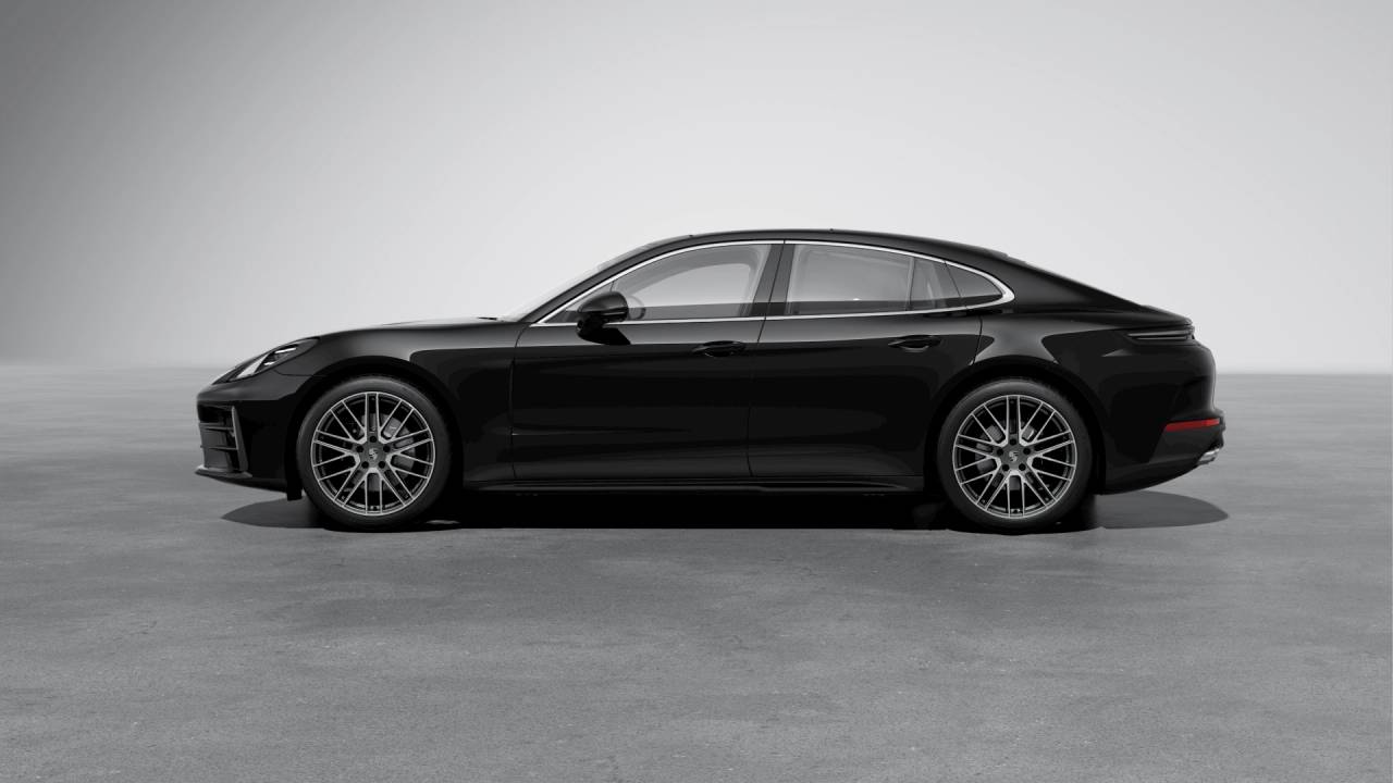 2026 Porsche Panamera RWD