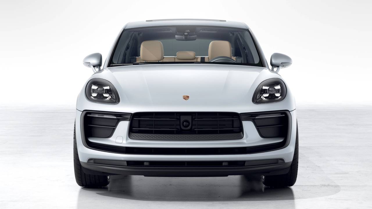 2026 Porsche Macan AWD
