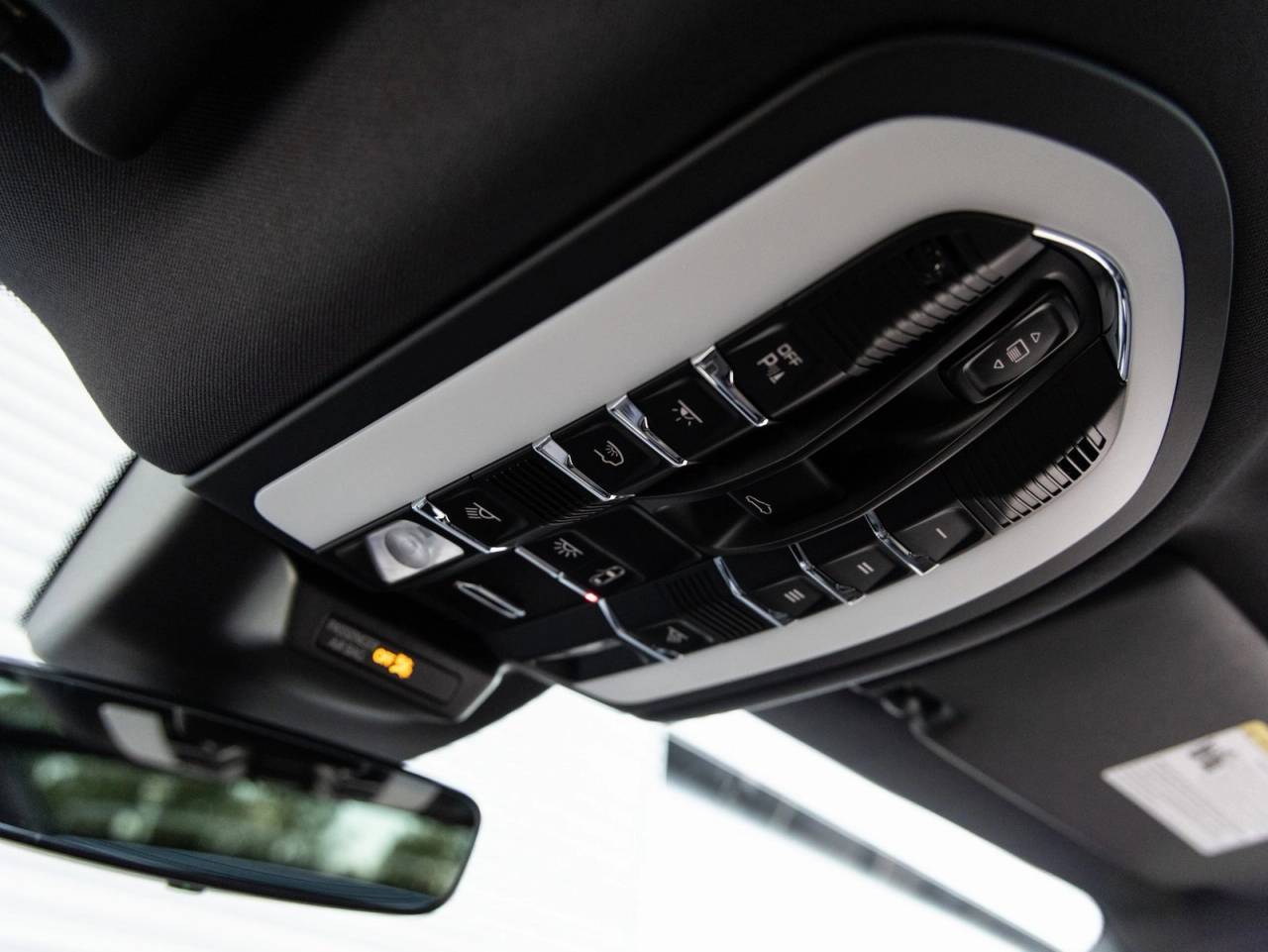 2026 Porsche Macan Macan S