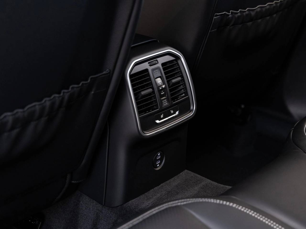 2026 Porsche Macan Macan S