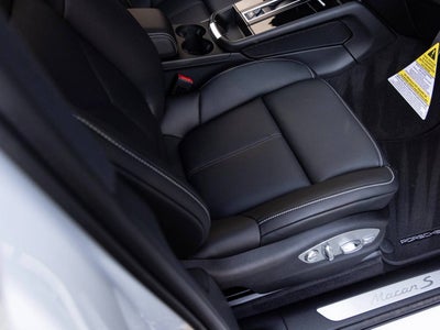 2026 Porsche Macan Macan S