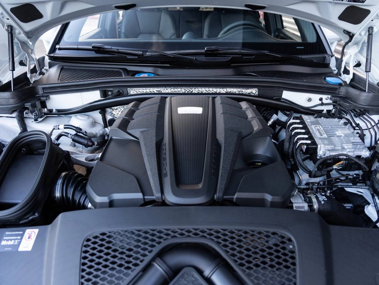 2026 Porsche Macan Macan S