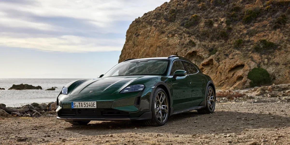 Taycan 4S Sport Turismo Front View Bentonville